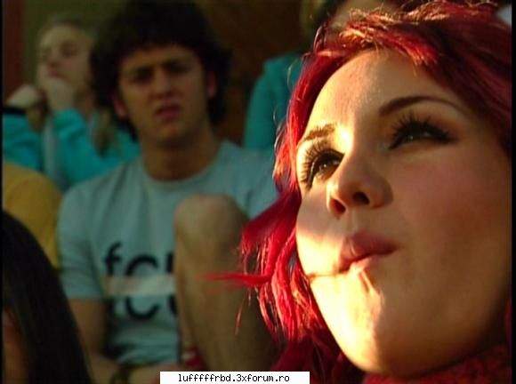 Poze haioase cu Dul - haideti aici sa adaugam poze in care Dul face - ♥Dulce Maria♥