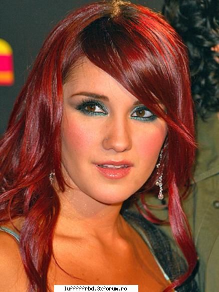 quero eres la mejor :razz:  :razz:  :razz:  :razz: cine din toate trei va place mai mult?
