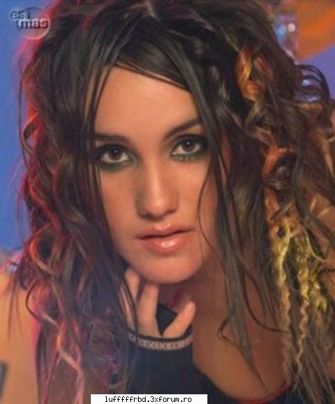 look-urile lui Dulce Maria - atunci kind s-a filmat in serialul "Rebelde" avea - ♥Dulce Maria♥