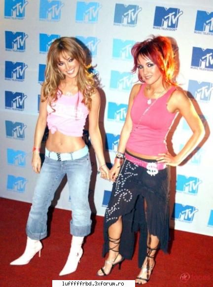 poze cu Dul shi Annie - le iubesc mult!! :) - ♥Dulce y Annie♥