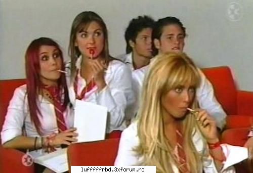 poze cu Dul shi Annie - ) ;) ;) am mai gasit nihste poze tare mishto!! - ♥Dulce y Annie♥