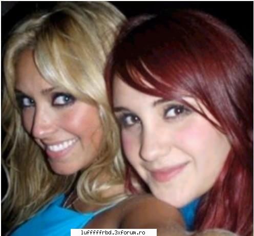 poze cu Dul shi Annie - le besQ mai punetzi shi voi poze!!! - ♥Dulce y Annie♥