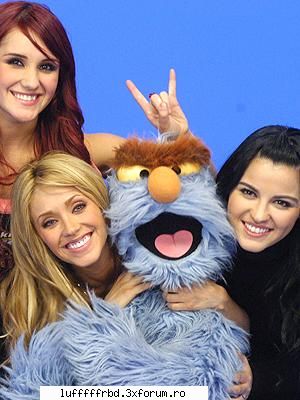 poze cu Dul shi ku May!!! - tali sooopel :D :D :D ;) ;) - ♥Dulce y May♥