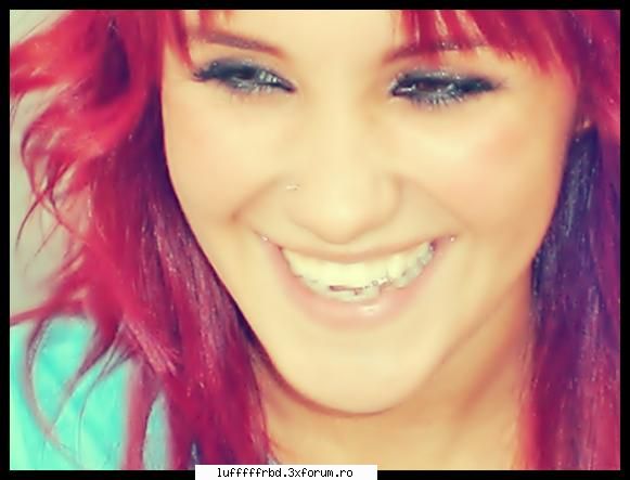 poze putzin mai rare cu Dul - e super sa se ia de minuta cu anahi!!!!!! dar - ♥Dulce Maria♥